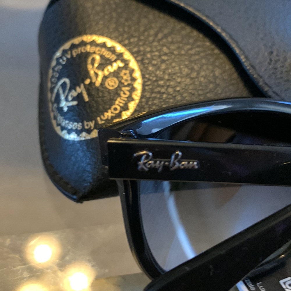 Ray Ban Sunglasses. Retail I paid 175.00 saw the same pair online 158.00. New - Picture 4 of 4